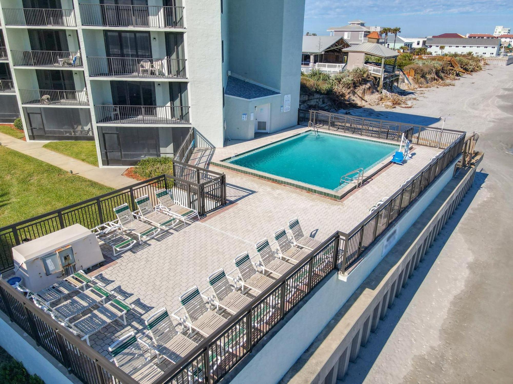 Ocean View With A Beachfront Pool At Ocean Trillium Condo ~ 702 New Smyrna Beach Exterior photo